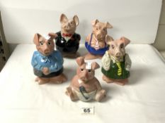 A SET OF FIVE WADE NATWEST PIG MONEY BANKS.