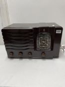 VINTAGE WESTMINSTER RADIO MODEL ZU627 BAKELITE W/O