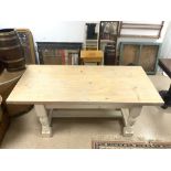 A PAINTED AND RUBBED CHUNKY PINE REFRECTORY KITCHEN DINING TABLE ON TURNED BULBOUS LEGS, 95X198