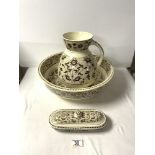 A VICTORIAN WEDGEWOOD 3 PIECE WASH JUG AND BASIN SET.