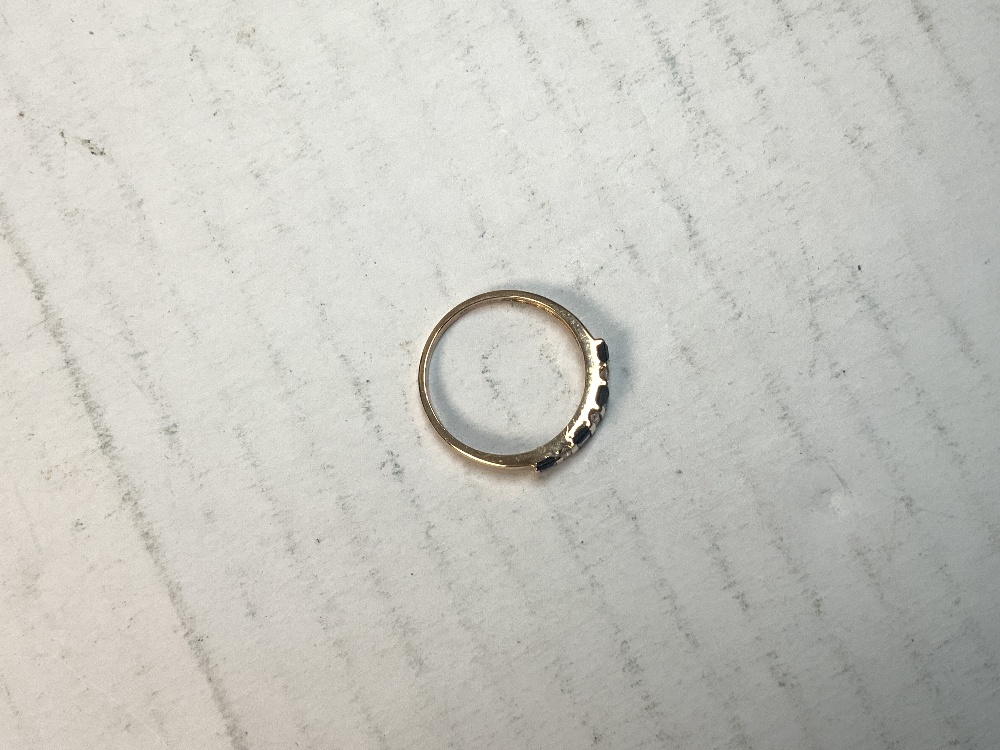 A 375 HALLMARKED GOLD DIAMOND AND SAPPHIRE HALF HOOP RING, SIZE K, 1.9 GMS. - Image 3 of 5