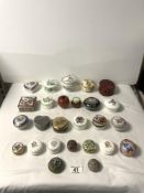 A QUANTITY OF PORCELAIN TRINKET POTS, CLOISONNE TRINKET POT, 2 LACQUER POTS AND OTHERS.