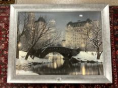 A FRAMED LIGHT-UP PICTURE - TWILIGHT AT CENTRAL PARK - NEW YORK, 78 X 58 CM.