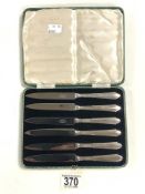 A SET OF SILVER HANDLED TEA KNIVES IN CASE - BY JAMES DIXON & SONS.