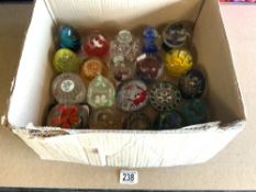 A COLLECTION OF 25 GLASS PAPER WEIGHTS OF VARIOUS DESIGNS.