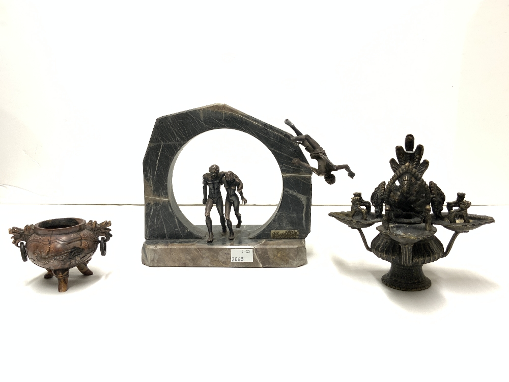 ANGLO INDIAN METAL INCENSE BURNER, SOAPSTONE KORO, AND A MARBLE FIGURE SCULPTURE. - Image 2 of 5