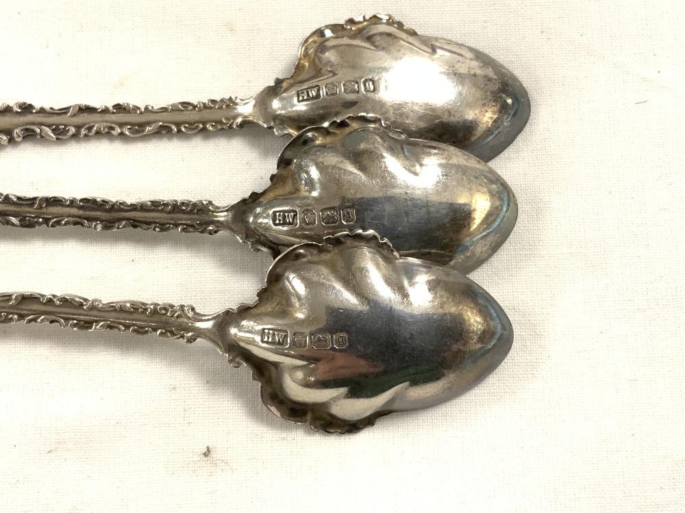 SET OF SIX HALLMARKED SILVER TEA SPOONS WITH ORNATE CAST BORDERS, SHEFFIELD 1899, HENRY WIGFUL.( - Image 4 of 5