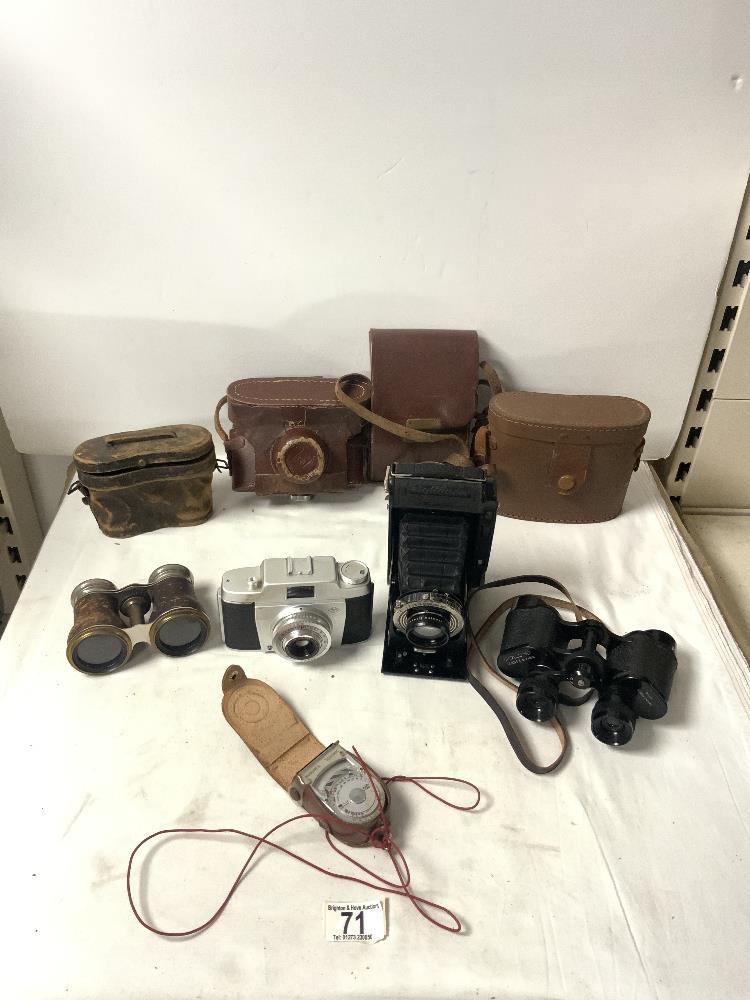 VINTAGE VOIGHTLANDER BESSA CAMERA IN LEATHER CASE, AGFA CAMERA IN CASE, HANIMEX SEKONI LIGHT