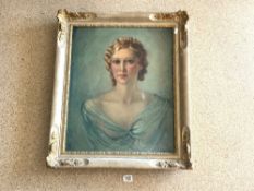 W.D.L SELBY (ENGLAND) SIGNED PORTRAIT OF A LADY OIL ON CANVAS A/F ORNATELY FRAMED 64 X 74CM