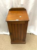 LATE VICTORIAN WALNUT POT CUPBOARD.