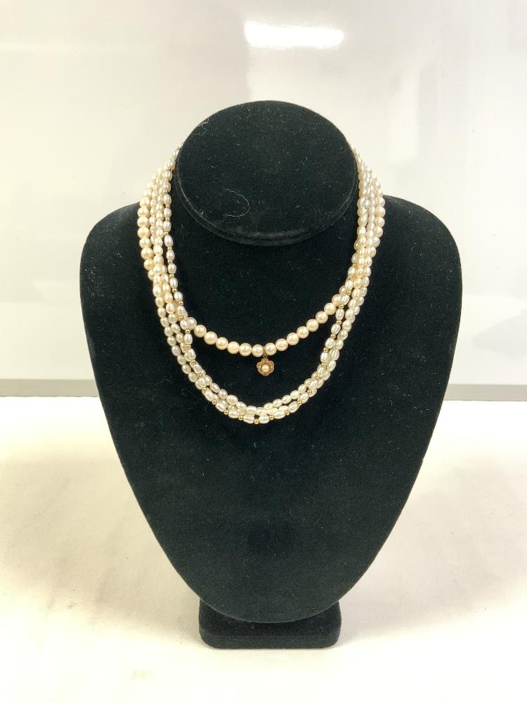 TWO SETS OF PEARL NECKLACES BOTH WITH 9 CARAT GOLD CLASPS - Image 5 of 5