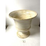 A WHITE-PAINTED POTTERY CAMPANA URN VASE, 34 X 34 CM.