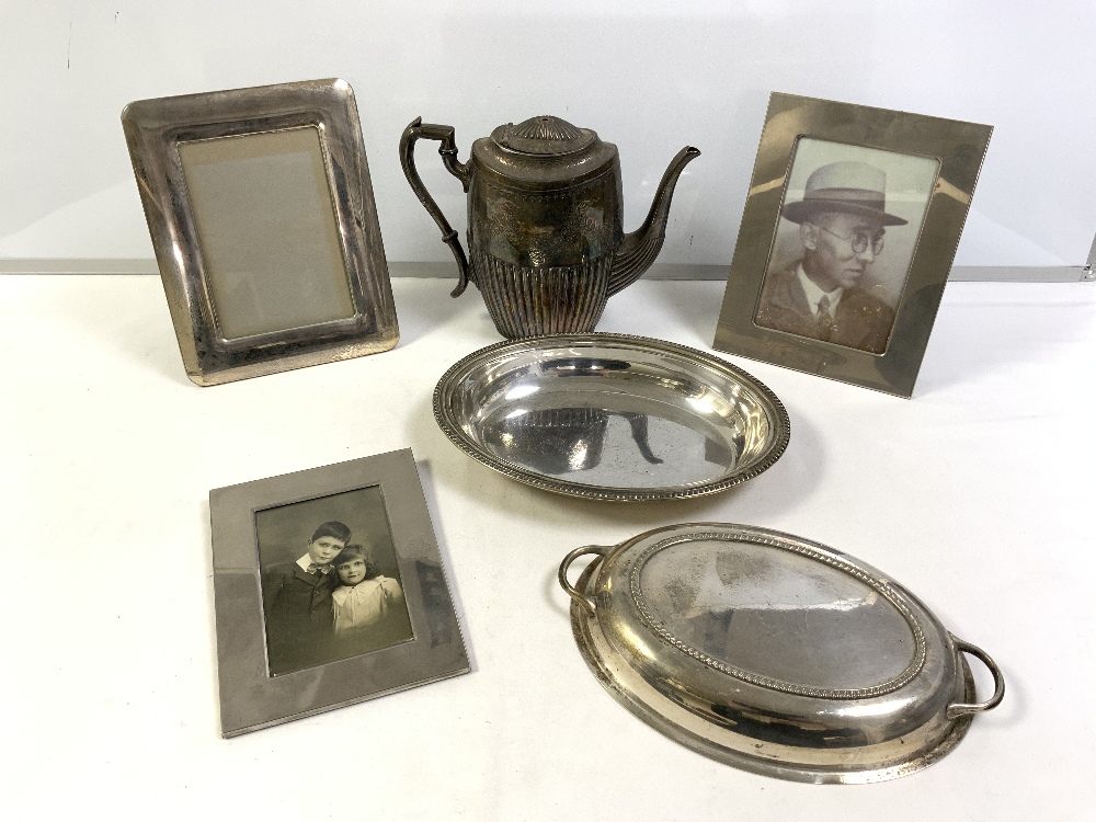 TWO SILVER PLATED PHOTO FRAMES, OTHER PLATED WARES, AND OTHER METALWARE. - Image 6 of 6