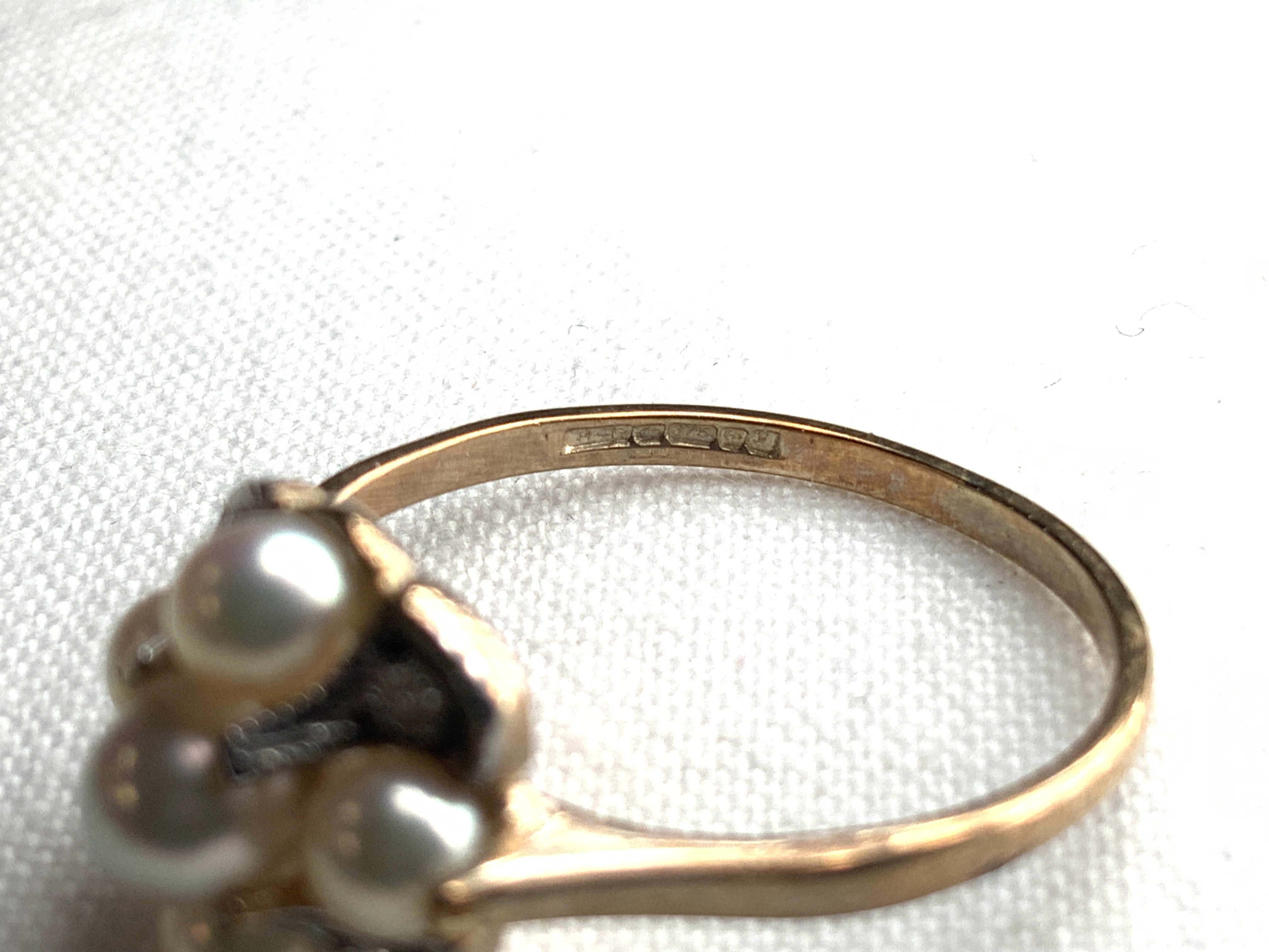 375 GOLD RING WITH DIAMONDS AND PEARLS SIZE L - Image 5 of 5