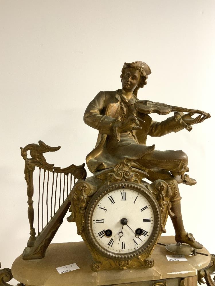 FRENCH GILT SPELTER FIGURAL MOUNTED MANTEL CLOCK, 40X40 CMS. - Image 3 of 5