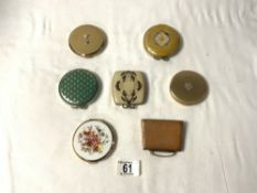 SEVEN VINTAGE COMPACTS, INCLUDES 2 STRATTON, MASCOT, AND OTHERS.