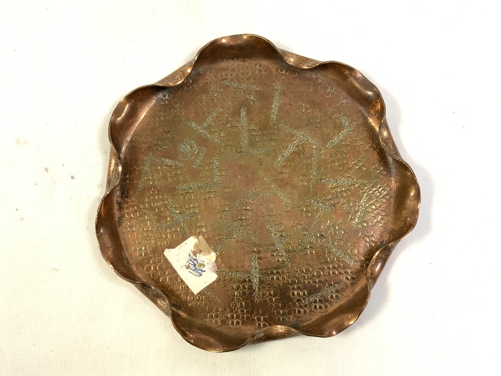 INDIAN RECTANGULAR ENGRAVED BRASS TRAY, 30X20 CMS. AND OVAL EMBOSSED WALL SCONCE, AND BURMESE COPPER - Image 4 of 5