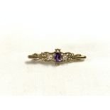 375 GOLD WITH PEARLS AND SINGLE AMETHYST STONE BROOCH