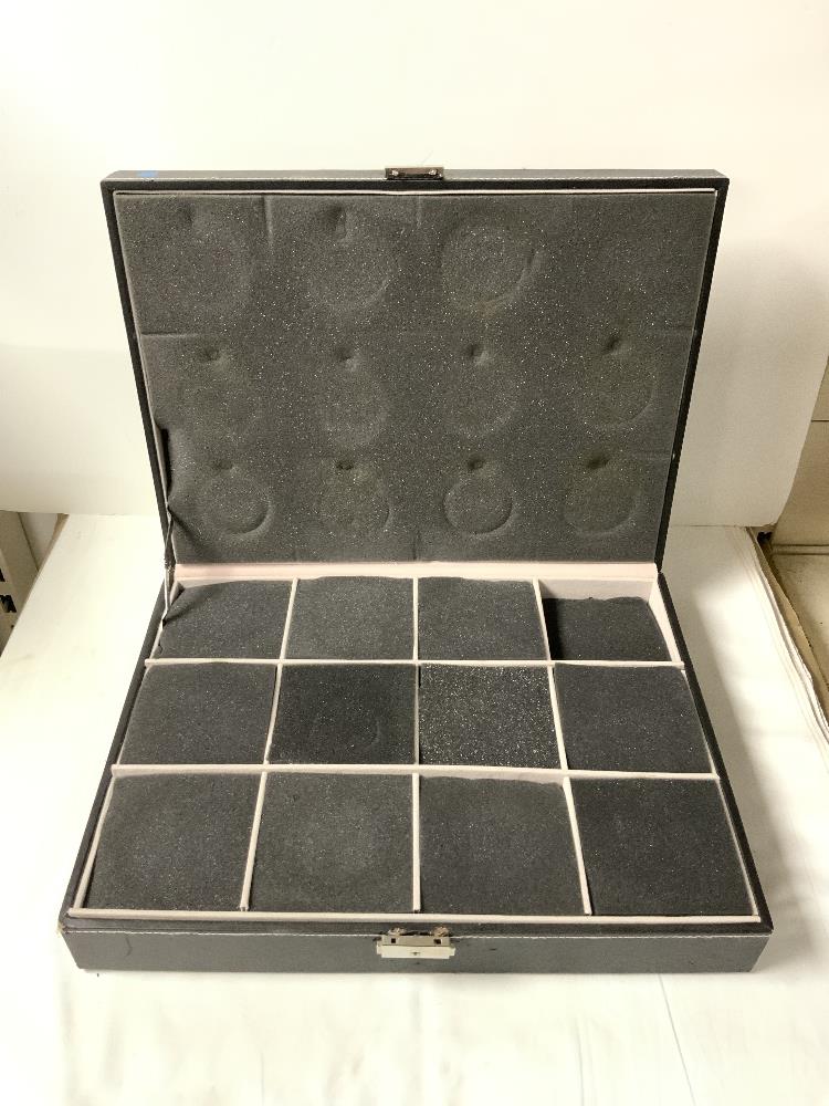 TWO PORTABLE JEWELLERY DISPLAY CASES, 43X29, AND A SMALL CARRY CASE. - Image 3 of 4