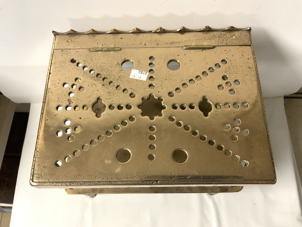 VICTORIAN POLISHED BRASS AND STEEL TRIVET. - Image 4 of 4