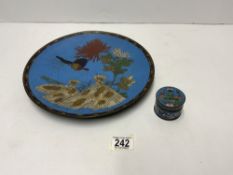 JAPANESE CLOISONNE WALL PLATE DECORATED WITH BUTTERFLY AND FLOWERS, 30 CMS DIAMETER, A/F AND SMALL