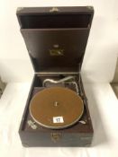 ANTIQUE HIS MASTERS VOICE GRAMOPHONE