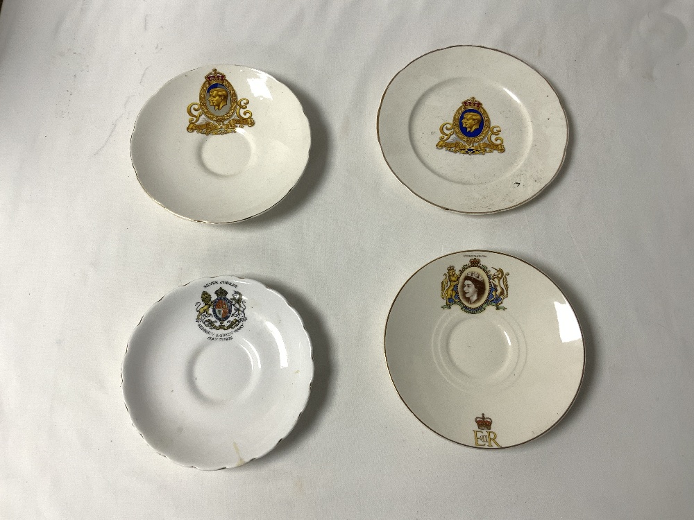 QUANTITY OF COMMEMORATIVE CHINA AND A KING GEORGE V COMMEMORATIVE GLASS PLATE. - Image 4 of 4