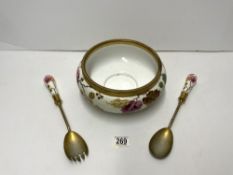 WEDGEWOOD ETRURIA PATTERN PORCELAIN SALAD BOWL AND SERVERS. A/F.