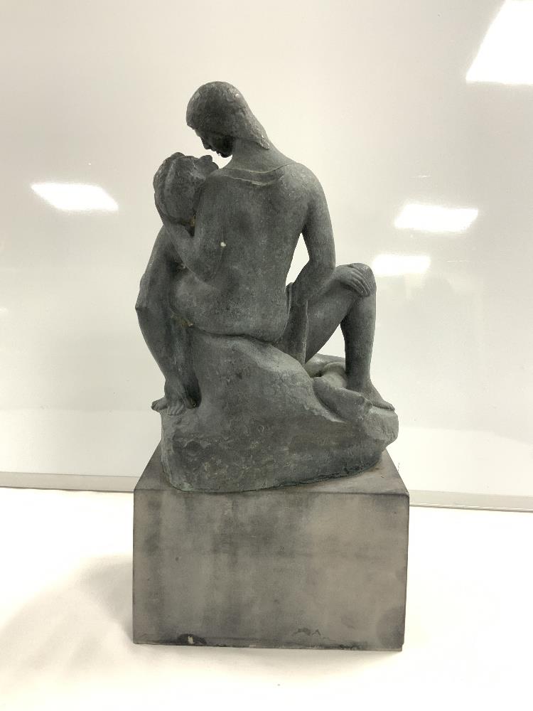 DYSON SMITH SIGNED CAST OF A COUPLE EMBRACED TO KISS DATED 1928 41.5 CM - Image 4 of 5