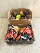 QUANTITY OF PLASTIC FAUX FRUIT AND VEG AND SHELL FISH.