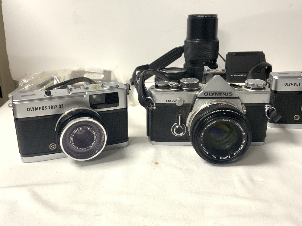 OLYMPUS OM-2 CAMERA, TWO OLYMPUS TRIP 35 CAMERAS, AND OLYMPUS 75 - 150 MM LENSE AND OTHER - Image 2 of 6