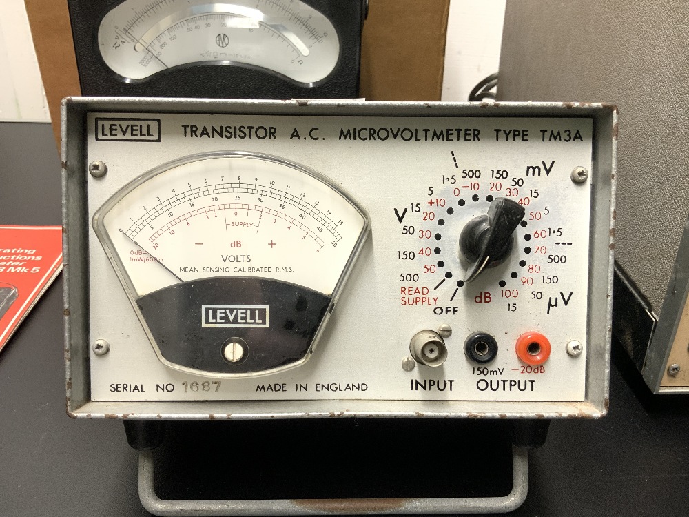 LEVELL TRANSISTOR A.C. MICROVOLTMETER TYPE TM3A, AND AVOMETER 8, AND A SOLARTRON DUAL PSU AS 1416. - Image 3 of 8