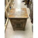 VICTORIAN BURR WALNUT BEDSIDE CABINET, WITH CARVED PANEL. 46X78 CMS.