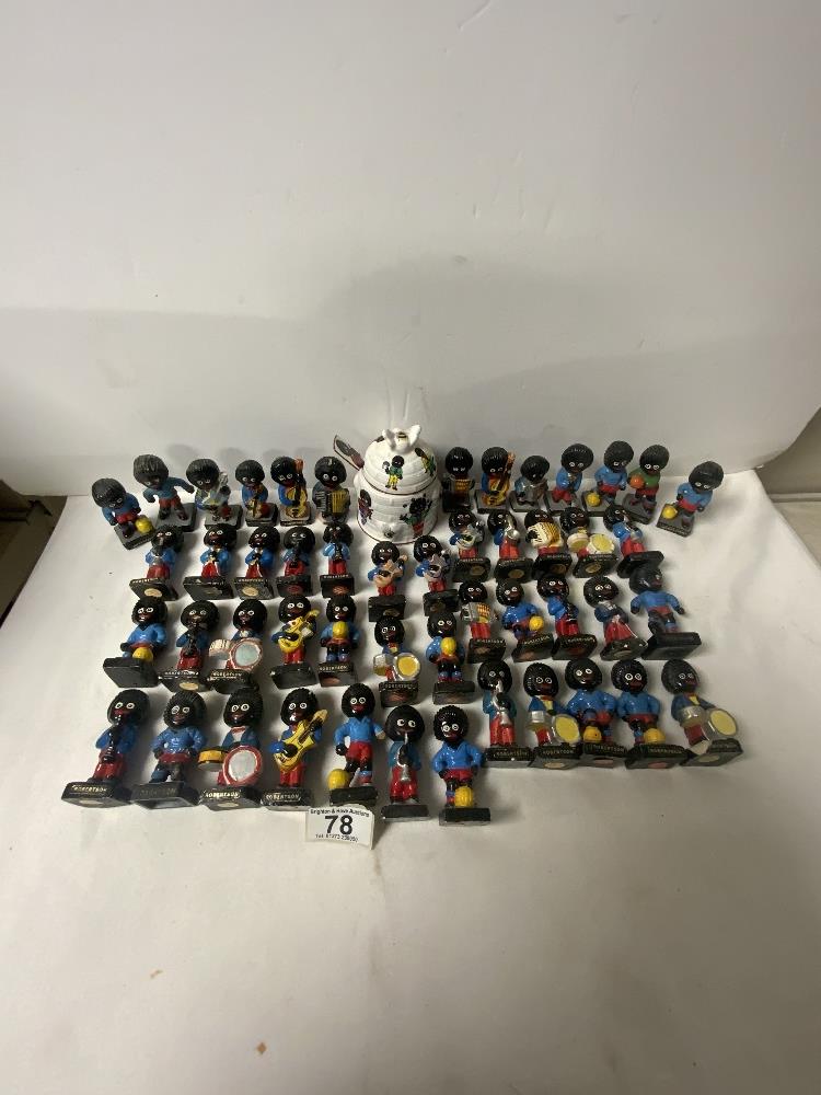 A COLLECTION OF VINTAGE ROBERTSON FIGURES.