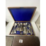 A QUANTITY OF KINGS PATTERN CUTLERY, CASED SET OF FISH EATERS IN CASE, AND TEA KNIVES IN CASE.