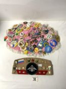 QUANTITY OF VINTAGE BADGES - VARIOUS.