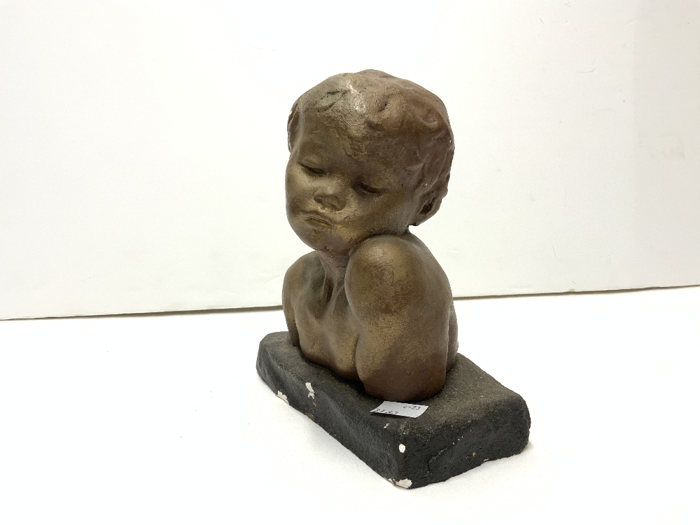 A GILT PAINTED PLASTER BUST OF A CHILD, 20 CMS. - Image 2 of 4