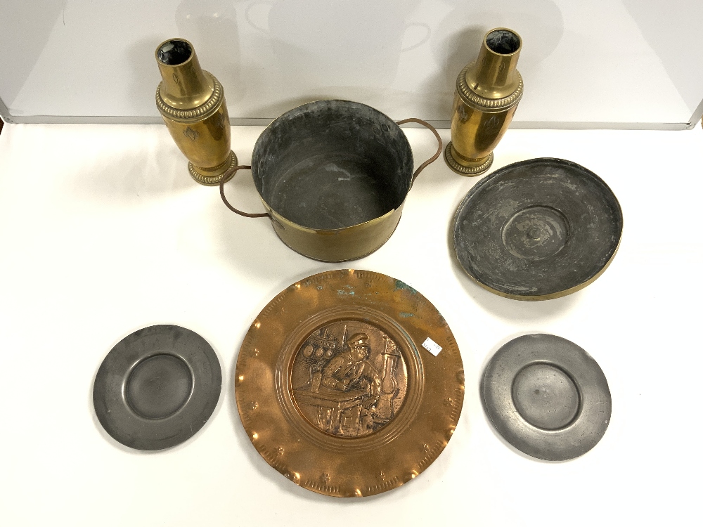 BRASS ART NOUVEAU STYLE VASES BY DAALDEROP OF HOLLAND 25.5CM WITH A BRASS PAN AND A COPPER WALL - Image 2 of 4