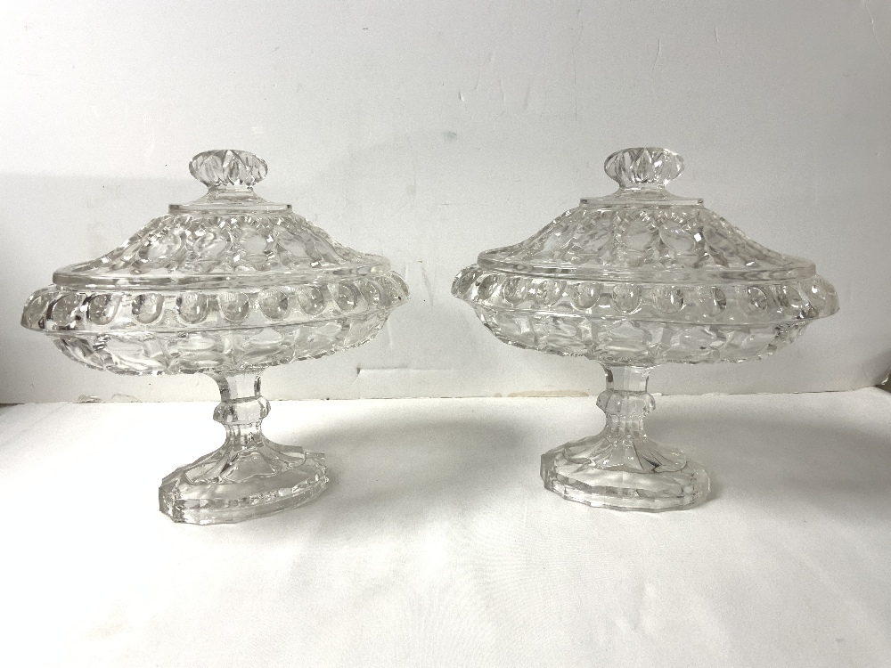 PAIR OF MOULDED GLASS BON BON DISHES WITH COVERS, 18 CMS. - Image 4 of 4