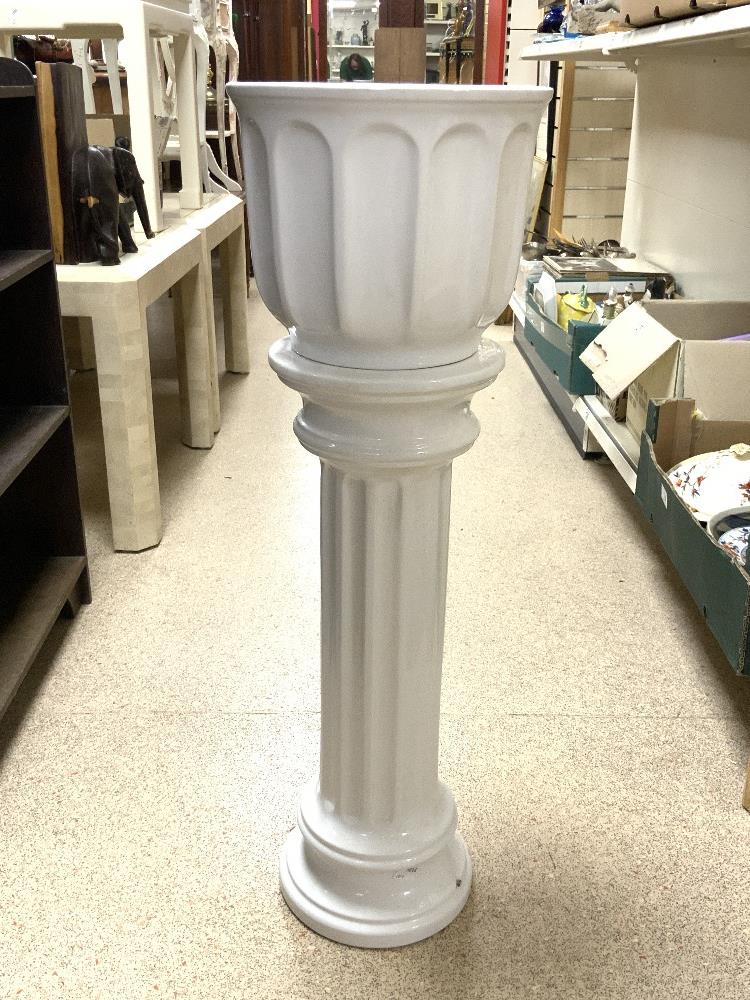 WHITE CERAMIC JARDINERE AND STAND 81CM - Image 2 of 6