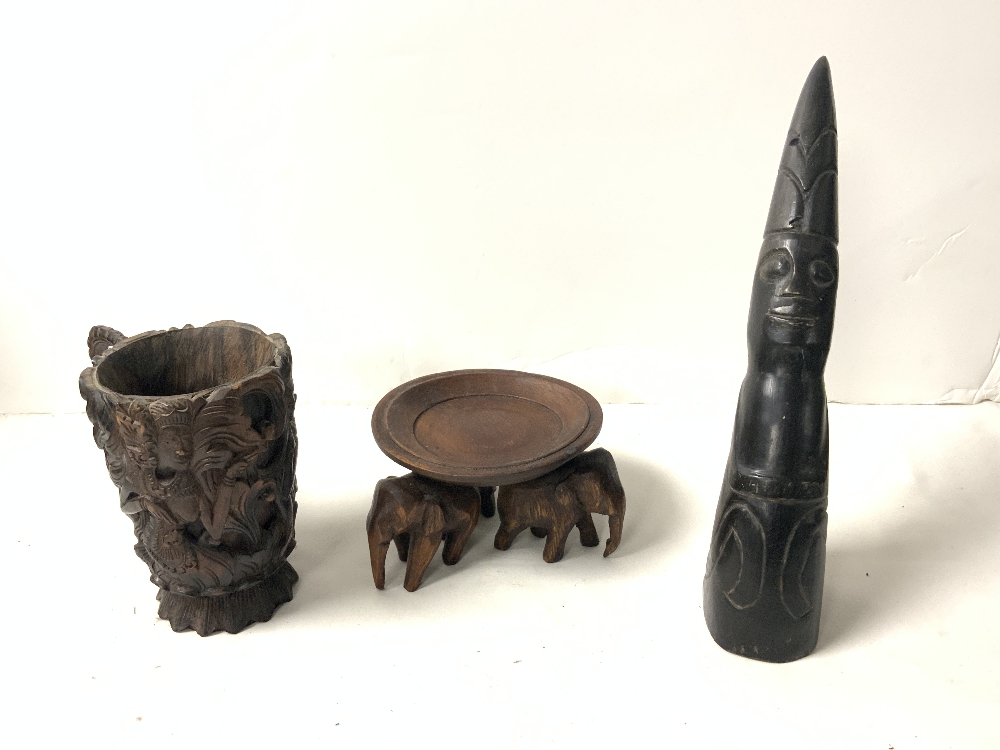 A VINTAGE CARVED WOODEN AFRICAN BUCKET, CARVED WOODEN CUP, AFRICAN WOODEN INSTRUMENT ETC. - Image 4 of 4