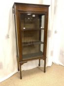 VINTAGE OAK GLASS DISPLAY CABINET WITH THREE SHELVES 132 X 59CM