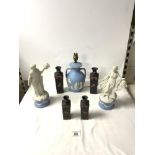 TWO PAIRS OF WEDGWOOD BLACK AND TERRACOTTA JASPER WARE EGYPTIAN PATTERN VASES; 18 CM TALLEST. TWO