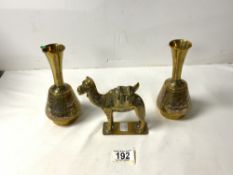 PAIR OF BRASS CAIRO WARE VASES, 16 CMS, AND A CAIRO WARE BRASS CAMEL INK STAND.