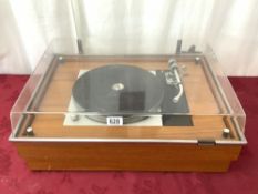 SME TEAK CASED TURN TABLE, WITH SME TONE ARM MODEL 3009, MISSING HEAD, [ MADE IN ENGLAND ].