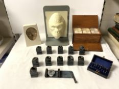 MICROSCOPE SLIDES IN FITTED MAHOGANY BOX, NATURAL HISTORY MUSEUM PLASTIC GORILLA MOULD, THE HOLOKIEN