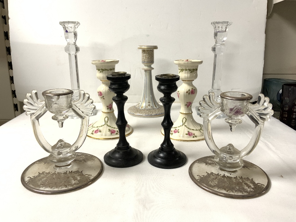 PAIR OF VINTAGE SILVER OVERLAY GLASS CANDLESTICKS; 12 CMS, PLAIN GLASS PAIR CANDLESTICKS, PAIR OF - Image 3 of 5