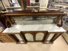 A VICTORIAN ROSEWOOD MARBLE TOP INVERTED BREAKFRONT CHIFFONIER, WITH MIRRORED BACK AND DOORS AND