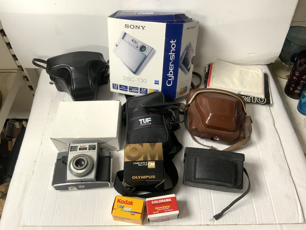 OLYMPUS OM10 CAMERA IN CASE, VINTAGE KODAK CAMERA, SONY DSC - T30 CYBER SHOT CAMERA AND OTHERS. - Image 5 of 5