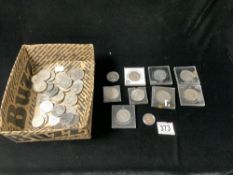 QUANTITY OF MIXED COMMEMORATIVE AND OTHER COINS - QUEENS SILVER JUBILEE, 5 SHILLINGS, CHURCHILL